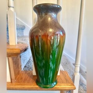 FREE FREE Neiman Marcus Majolica glazed, shimmer lava art pottery vase nwot